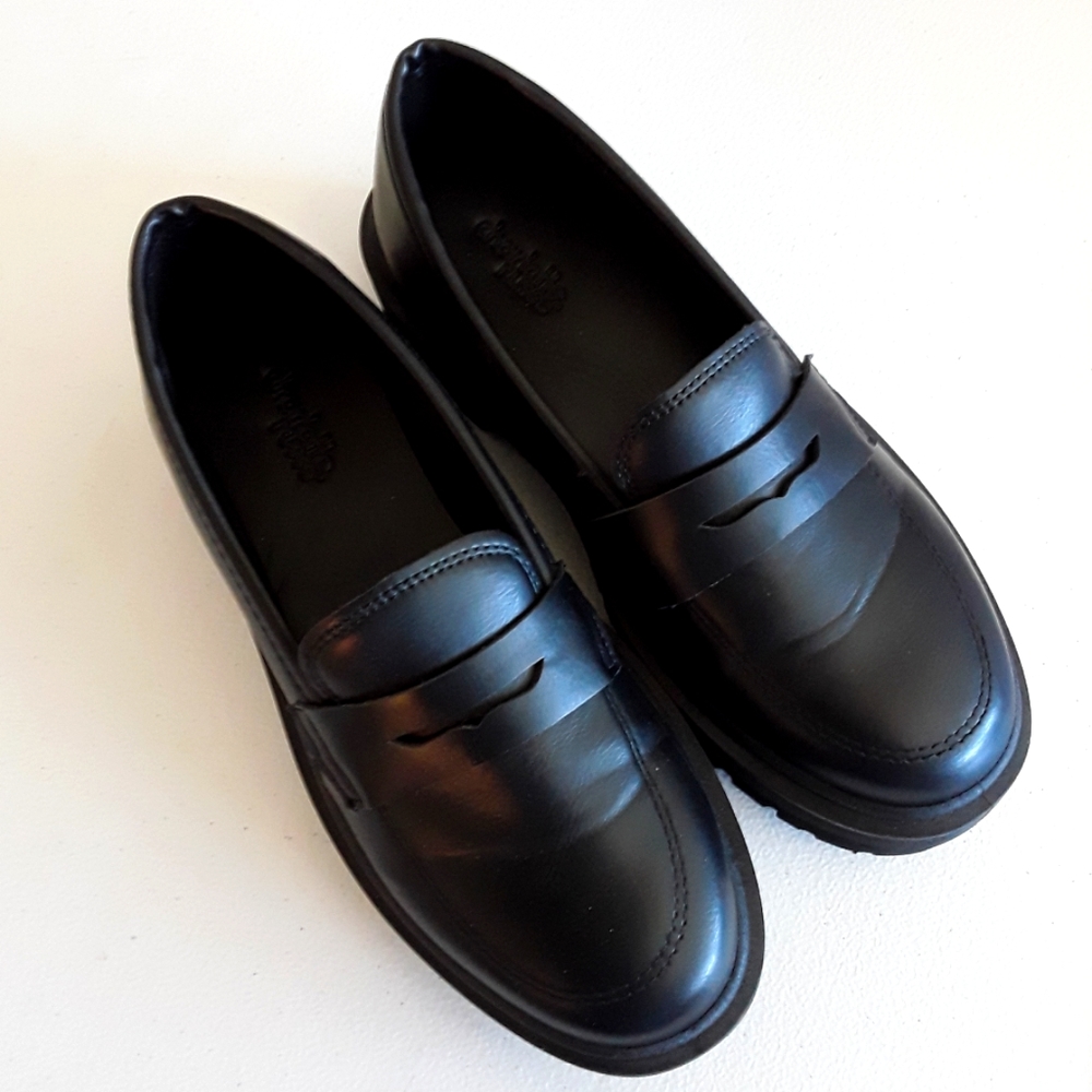 Charlotte Russe slip on platform loafer